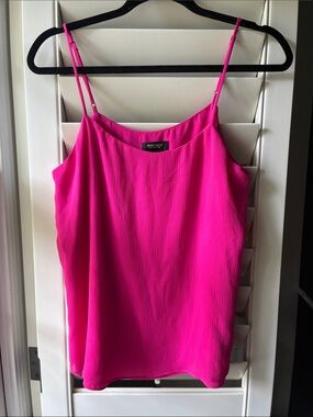 Jones & CO New York Hot Pink Spaghetti Strap Cami Top